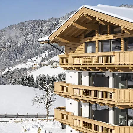 Alpine With Dream View & Garden Feeling * 오버라우