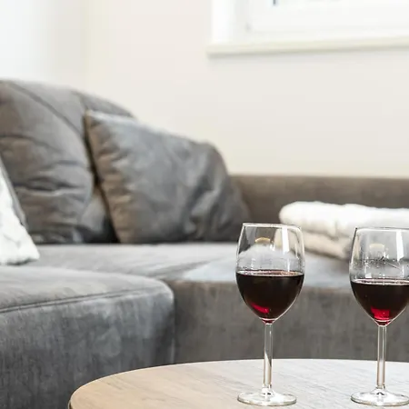 Feriehus Alpine With Dream View & Garden Feeling