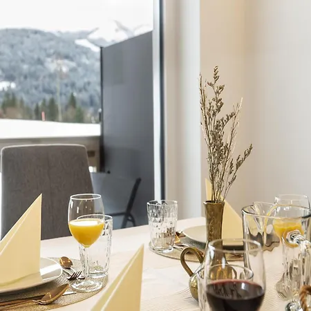 Feriehus Alpine With Dream View & Garden Feeling *