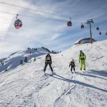 Alpine With Dream View & Garden Feeling Semesterbostad Oberau